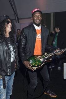 Entertainment Bilder der Woche Themen der Woche LAS VEGAS, NV - JANUARY 9: Slash and Usain Bolt at the Gibson Tent at CES 2018 in Las Vegas, Nevada on January 9, 2018. Copyright: xDamairsxCarterx