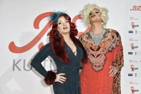 Sheila Wolf and Gloria Viagra beim 27. B.Z. Kulturpreis 2018 in der Volksbühne. Berlin, 09.01.2018