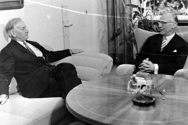 LUDGER WESTRICK GERMAN MINISTER OF CHANCELLORY WITH SIR ARTHUR TANGE IN BONN ; 9 AUGUST 1964, Copyright: Topfoto  UnitedArchivesIPU482100