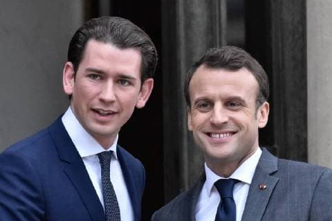 Themen der Woche Bilder des Tages - Emmanuel Macron receives Sebastian Kurz - 12 01 2018 - France Paris - Emmanuel Macron receives the Chancellor of the Republic of Austria, Sebastian Kurz  JulienxMattiax xLexPictorium LePictorium_0173180