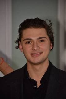 Der Schauspieler Samy Abdel Fattah posiert am 12.01.2018 in Köln bei der Kino Premiere des Films Das Milan Protokoll