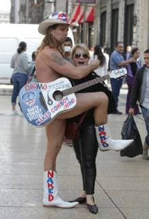 US street artist Robert John Burck, known as the Nude Cowboy , poses for a photograph in Mexico City, Mexico, 12 January 2018. One of the most famous characters in New York s Times Square, the famous Nude Cowboy , is raging these days in the streets of downtown Mexico City, where he is to meet his wife s family. he Times Square Nude Cowboy rages on the streets of Mexico City !ACHTUNG: NUR REDAKTIONELLE NUTZUNG!  Copyright: xMarioxGuzmánx MEX52 20180112-636513976743846361