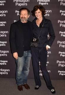 Ines De La Fressange et Denis Olivennes CELEBRITES : Avant premiere du film PENTAGON PAPERS - Paris - 13 01 2018 FedericoPestellini Panoramic 