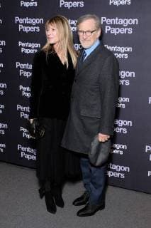 Premiere du film Pentagon papers a Paris. Premiere du film Pantagon Papers. Steven Spielberg. Kate Capshaw. Premiere of the movie Pentagon papers in Paris. 223434 2018-01-13 Paris France Spielberg, Steven; Capshaw-Spielberg, Kate  Copyright: xSergexArnalx xStarfacex STAR_223434_027