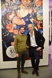 Der niederländische Designer Rick Tegelaar, Nachwuchs Designer des Jahres 2018, l-r, und Der niederländische Designer Marcel Wanders , Designer des Jahres 2018 posiert am 14.01.2018 in Köln bei der Verleihung des A+W Designer des Jahres Preis 2018.
