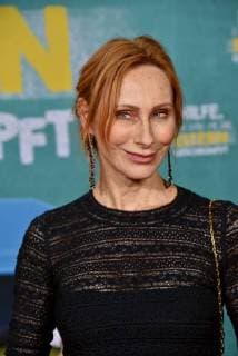 Schauspielerin Andrea Sawatzki posiert am 14.01.2018 in Köln bei der Premiere des Films Hilfe, ich habe meine Eltern geschrumpft , der am 18.01. in die deutschen Kinos kommt.
