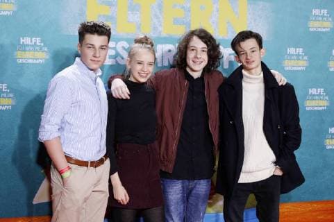 Oskar Keymer, Lina Hüesker, Maximilian Ehrenreich und Eloi Christ bei der Premiere des Kinofilms Hilfe, ich hab meine Eltern geschrumpft im Cinedom. Köln, 14.01.2018