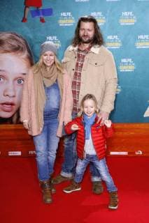Bilder des Tages Dorkas Kiefer mit Tochter Lillibe Hauck und Mann Sascha Hauck bei der Premiere des Kinofilms Hilfe, ich hab meine Eltern geschrumpft im Cinedom. Köln, 14.01.2018