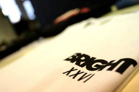 Berlin. 16 JAN 2018. Bright XXVI Schriftzug auf T-Shirt. BRIGHT Tradeshow. Skate- und Streetwear. Arena Berlin Treptow. BRIGHT XXVI. EUROPE S LEADING TRADE SHOW FOR STREET AND URBAN WEAR, SKATEBOARDING AND BOARDSPORT. Berlin Fashion Week. Copyright: Priller&MAUG PRM205613X
