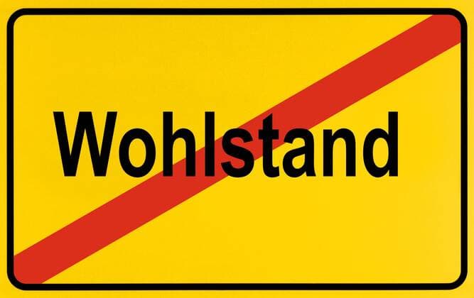 Ortsausgangsschild Wohlstand, Deutschland city limit sign Wohlstand, prosperity, Germany BLWS472331 Copyright: xblickwinkel McPHOTO M.xWeberx
