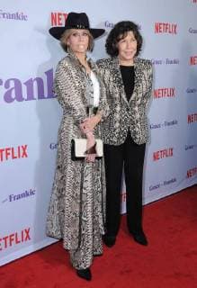 Themen der Woche Bilder des Tages January 18, 2018 - Culver City, CA, U.S. - 18 January 2018 - Culver City, California - Jane Fonda, Lily Tomlin. Netflix s Grace and Frankie Season 4 Special Screening held at Arclight Culver City . Photo Credit: Birdie Thompson AdMedia Culver City U.S. - ZUMAa123 20180118_zaa_a123_008 Copyright: xBirdiexThompsonAdmediax