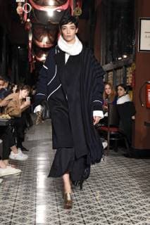 Model bei der William Fan Fashion Show auf der Berlin Fashion Week Autumn Winter 2018 im Kronprinzenpalais. Berlin, 18.01.2018