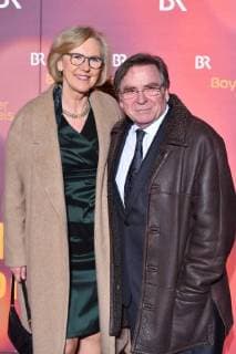 Elmar WEPPER (Schauspieler) mit Ehefrau Anita SCHLIERF. Bayerischer Filmpreis 2018-Red Carpet,Roter Teppich,am 19.01.2018 im Prinzregententheater in Muenchen.