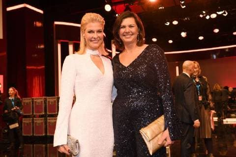 Natascha Grün und Ilse Aigner bei der Verleihung Bayerischer Filmpreis 2018 am 19.01.2018 im Prinzregententheater in München Bayerischer Filmpreis 2018 in Muenchen