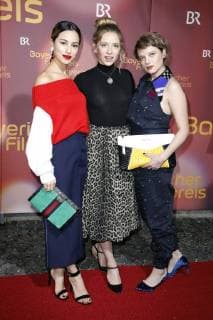 Gizem Emre, Anna Lena Klenke und Jella Haase bei der Verleihung des 39. Bayerischen Filmpreises 2017 im Prinzregententheater. München, 19.01.2018