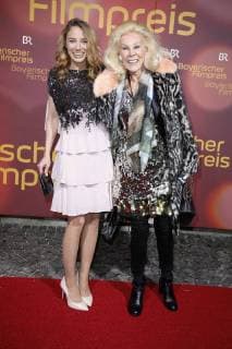 Jytte-Merle Böhrnsen und Birgit Bergen bei der Verleihung des 39. Bayerischen Filmpreises 2017 im Prinzregententheater. München, 19.01.2018