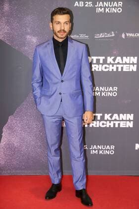 Edin Hasanovic bei der Premiere des Kinofilms Nur Gott kann mich richten im CineStar Metropolis. Frankfurt am Main, 22.01.2218