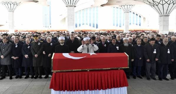 Themen der Woche January 23, 2018 - Ankara, Turkey - Turkish President Recep Tayyip Erdogan (C) attends the funeral ceremony of Musa Ozalkan, a Turkish soldier who was killed in cross-border clashes with Kurdish Popular Protection Units (YPG) forces on 22 January at Kilis, Ankara, Turkey, 23 January 2018. Reports state on 20 January 2018 that the Turkish army is on an operation named Operation Olive Branch in Syria s northern regions against the Kurdish Popular Protection Units (YPG) forces which control the city of Afrin. Turkey classifies the YPG as a terrorist organization. (Depo Photos)  15907364
