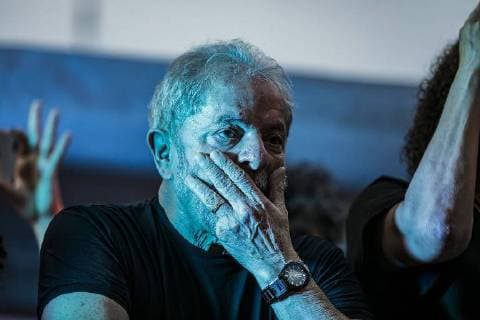 Themen der Woche Bilder des Tages Former Brazilian president Luiz Inacio Lula da Silva delivers a speech to his sympathizers after learning about his trial s decision in Sao Paulo, Brazil, 24 January 2018. A Brazilian appeals court ratified the sentence on the former president for passive corruption and money laundering. Brazilian justice ratifies and extends Lula s corruption sentence !ACHTUNG: NUR REDAKTIONELLE NUTZUNG!  Copyright: xMarceloxChellox SAO005 20180124-636524337394631021