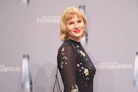 Rosalie Thomass bei der Ankunft zur Deutscher Fernsehpreis Verleihung am 26.01.2018 in Koeln Deutscher Fernsehpreis Verleihung 2018 in Koeln