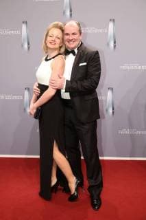 Wolfram Kons und seine Ehefrau Alexa bei der Ankunft zur Deutscher Fernsehpreis Verleihung am 26.01.2018 in Koeln Deutscher Fernsehpreis Verleihung 2018 in Koeln
