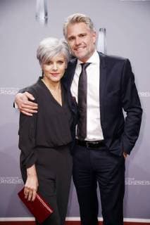 Birgit Schrowange mit Freund Frank Spothelfer bei der Verleihung des Deutschen Fernsehpreises 2018 im Palladium. Köln, 26.01.2018