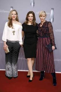 Ann-Kathrin Kramer, Rebecca Immanuel und Gesine Cukrowski bei der Verleihung des Deutschen Fernsehpreises 2018 im Palladium. Köln, 26.01.2018