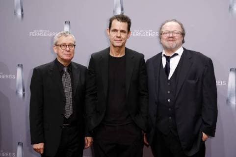 Entertainment Bilder der Woche Themen der Woche Gebhard Henke, Tom Tykwer und Stefan Arndt bei der Verleihung des Deutschen Fernsehpreises 2018 im Palladium. Köln, 26.01.2018 *** Gebhard Henke, Tom Tykwer and Stefan Arndt at the German television award 2018 in Palladium Cologne 26 01 2018 Foto:xS.xGabschx xFuturexImage