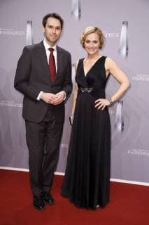 Caren Miosga mit Begleitung bei der Verleihung des Deutschen Fernsehpreises 2018 im Palladium. Köln, 26.01.2018