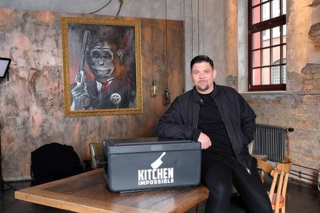 Fotoshootings der letzten Wochen Hamburg Tim Mälzer präsentiert in seinem Hamburger Restaurant Bullerei die neue Staffel Kitchen Impossible, die ab dem 4.2.2018 auf VOX zu sehen ist