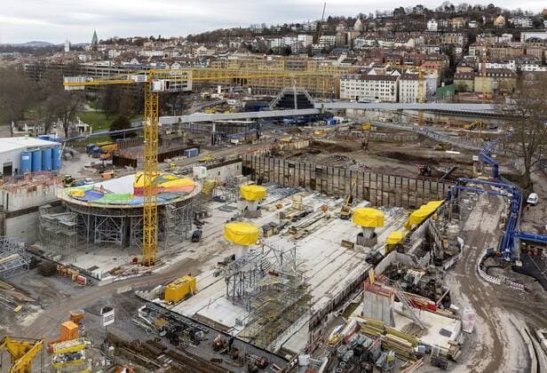 DEU; Deutschland, Stuttgart, 31.01.2018: Stuttgart 21: Baustelle am Hauptbahnhof Stuttgart. Betonarbeiten: die ersten Stützpfeiler werden betoniert. Â