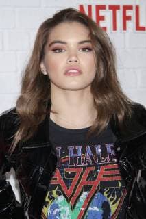 NEW YORK, NY - JANUARY 31: Paris Berelc at Netfix s Everything Sucks! series premiere at AMC 34th Street on January 31, 2018 in New York City. Copyright: xDiegoxCorredor MediaPunchx
