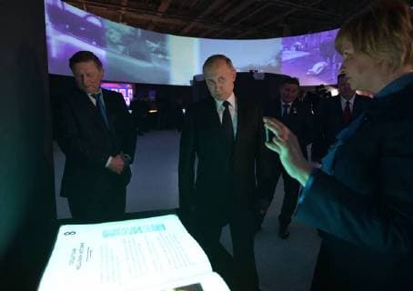 VOLGOGRAD, RUSSIA â€“ FEBRUARY 2, 2018: Russia s Special Presidential Envoy for Environmental Protection, Ecology and Transport, Sergei Ivanov and Russia s President Vladimir Putin (L-R) visit the Russia My History museum. Alexei Druzhinin Russian Presidential Press and Information Office TASS  TS072084