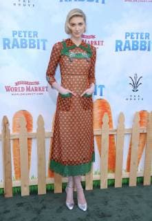 03 February 2018 - Los Angeles, California - Elizabeth Debicki. Peter Rabbit Los Angeles Premiere held at The Grove. Photo Credit: Birdie Thompson AdMedia 223949 2018-02-03 CA Los Angeles Etats-Unis  Copyright: xAdMediax STAR_223949_016