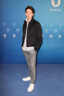 Jonathan Berlin, der Schauspieler beim Fototermin zum Film Die Freibadclique (Ausstrahlung am 28.03.2018 um 20.15 Uhr in der ARD) am 6.02.2018 in Hamburg Das Erste ARD Fototermin zum Film Die Freibadclique in Hamburg, 2018