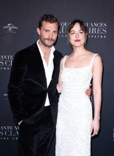 Fifty Shades of Grey 3 Premiere in Paris Jamie Dornan ( acteur ) - Dakota Johnson ( actrice ) lors du photocall pour l avant premiere du film 50 NUANCES PLUS CLAIRES a Paris CELEBRITES : Avant premiere du film 50 NUANCES PLUS CLAIRES - Paris - 06 02 2018 FedericoPestellini Panoramic 