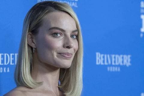 February 8, 2018 - Santa Barbara, California, U.S - MARGOT ROBBIE arrives at the Arlington Theater to receive the Santa Barbara International Film Festival s Outstanding Performers of the Year Award for her role in I, Tonya Santa Barbara U.S. - ZUMAm162 20180208_zap_m162_006 Copyright: xErickxMadridx