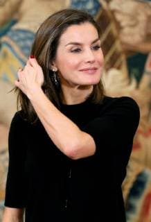 Bilder des Tages Spain’s Queen Letizia chairs the presentation of the 23rd Medallistica Tomas Francisco Prieto Award in Madrid, Spain, 09 February 2018. The 23rd Medallistica Tomas Francisco Prieto rewarded Spanish artist Victoria Civera. Spain’s Queen Letizia chairs the presentation of the 23rd Medallistica Tomas Francisco Prieto Award !ACHTUNG: NUR REDAKTIONELLE NUTZUNG!  Copyright: xMariscalx GRAF7958 20180209-636537785095140257