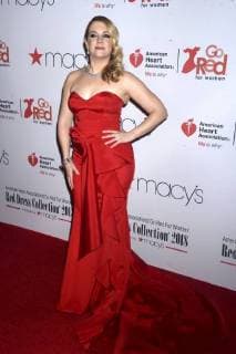 Melissa Joan Hart bei der Red Dress Collection 2018 Fashion Show während der New York Fashion Week im Hammerstein Ballroom. New York, 08.02.2018