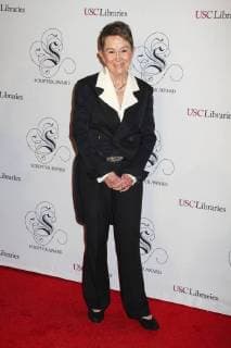 Elizabeth M. Daley bei der Ankunft zu den USC Libraries Scripter Awards am 10.02.2018 in Los Angeles 30th Annual USC Libraries Scripter Awards in Los Angeles, 2018