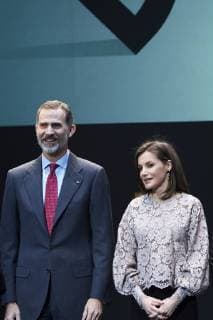 February 12, 2018 - Mostoles, Madrid, Spain - King Felipe VI of Spain, Queen Letizia of Spain attend Delivery of the National Innovation and Design Awards 2017 at Teatro del Bosque on February 12, 2018 in Mostoles, Spain Mostoles Spain  - ZUMAg15_ 20180212_zaf_g15_029 Copyright: xJackxAbuinx