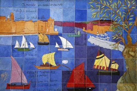 Le Panier neighbourhood in Marseille. Ceramic wall art. France. Godongxxxxxcontact@godong-photo.com 971_12_fr558606b