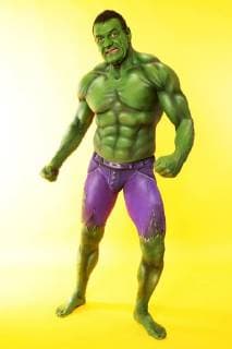 GEEK ART - Bodypainting meets SciFi, Fantasy and more: Hulk vs Iron Quinn Photoshooting mit den Model Fred als Hulk im Fotostudio Schubert. Niedernwöhren, 13.02.2018 - Ein Projekt des Fotografen Tschiponnique Skupin und des Bodypainters und Transformakers Enrico Lein