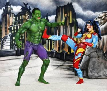 GEEK ART - Bodypainting meets SciFi, Fantasy and more: Hulk vs Iron Quinn Photoshooting mit den Models Fred und Sarah als Hulk und Iron Quinn in einer Comic-Kulisse im Fotostudio Schubert. Niedernwöhren, 13.02.2018 - Ein Projekt des Fotografen Tschiponnique Skupin und des Bodypainters und Transformakers Enrico Lein