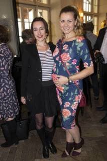 Maike von Bremen und Jessica Boehrs bei der Verleihung des Blaue Blume Award 2018 im Restaurant Grosz. Berlin, 14.02.2018
