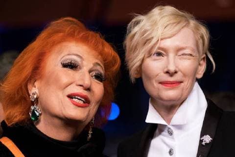 Themen der Woche Bilder des Tages Schauspielerin Tilda Swinton und Zazie de Paris anlässlich der Eröffnung der 68. Internationalen Filmfestspiele in Berlin mit dem Film ISLE OF DOGS snapshot-photography xK.M.Krause *** Actress Tilda Swinton on the occasion of the opening of the 68 international film festival in Berlin with the film ISLE OF DOGS snapshot photography xK M Krause
