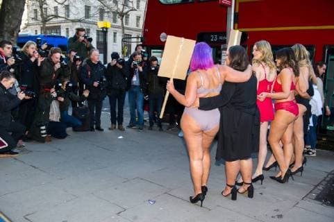 . 16 02 2018. London, United Kingdom. LFW protest. Hayley Hasselhoff leads a lingerie clad models protest outside LFW Venue, 180 The Strand  xGustavoxValientex xi-Imagesx IIM-16974-0002