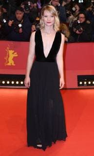 Berlinale International Film Festival Berlin Premiere of Damsel Berlin, German. UK. 160218. Mia Wasikowska at the 68th Berlinale International Film Festival Berlin Premiere of Damsel at The Berlinale Palace in Berlin. 15 February 2018 LMK200-MB1156-160218 