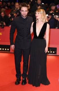 English actor Robert Pattinson and Australian actress Mia Wasikowska attend The 68th Berlinale International Film Festival Premiere of Damsel at the Berlinale Palace in Berlin on February 16, 2018.  LON20180216212 PAULxTREADWAY