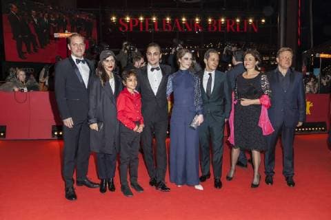 Godehard Giese; Maryam Zaree; Lilien Batman; Franz Rogowski; Paula Beer; Trystan Puetter; Barbara Auer; Antonin Dedet (v.l.n.r.) auf der Berlinale für die Filmpremiere Transit am 17.02.2018 in Berlin Godehard Giese; Maryam Zaree; Lilien Batman; Franz Rogowski; Paula Beer; Trystan Puetter; Barbara Auer; Antonin Dedet (v.l.n.r.) auf der Berlinale für die Filmpremiere Transit am 17.02.2018 in Berlin